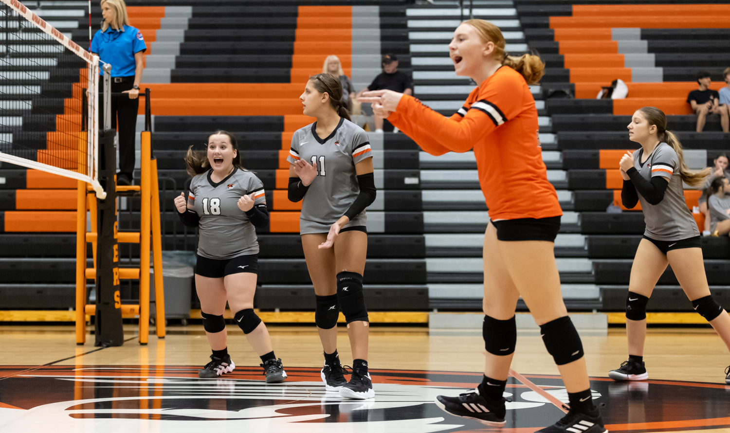 Photos: JV Volleyball vs Central