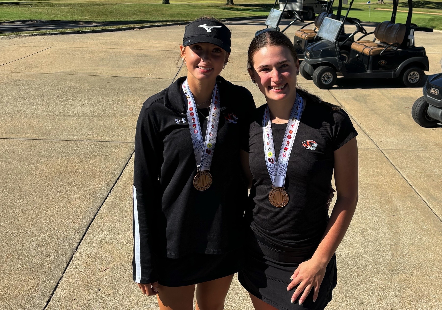 Three Republic Golfers Bring Home Conference Medals (Photos)