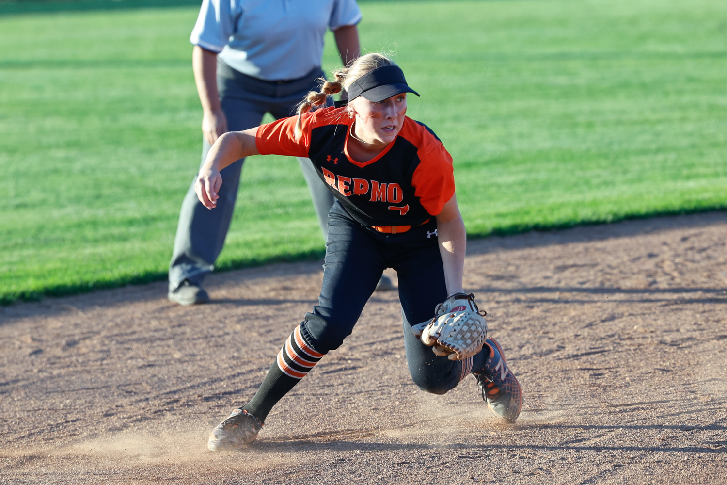 Lady Tigers Claw Out 3-2 Win Over Joplin