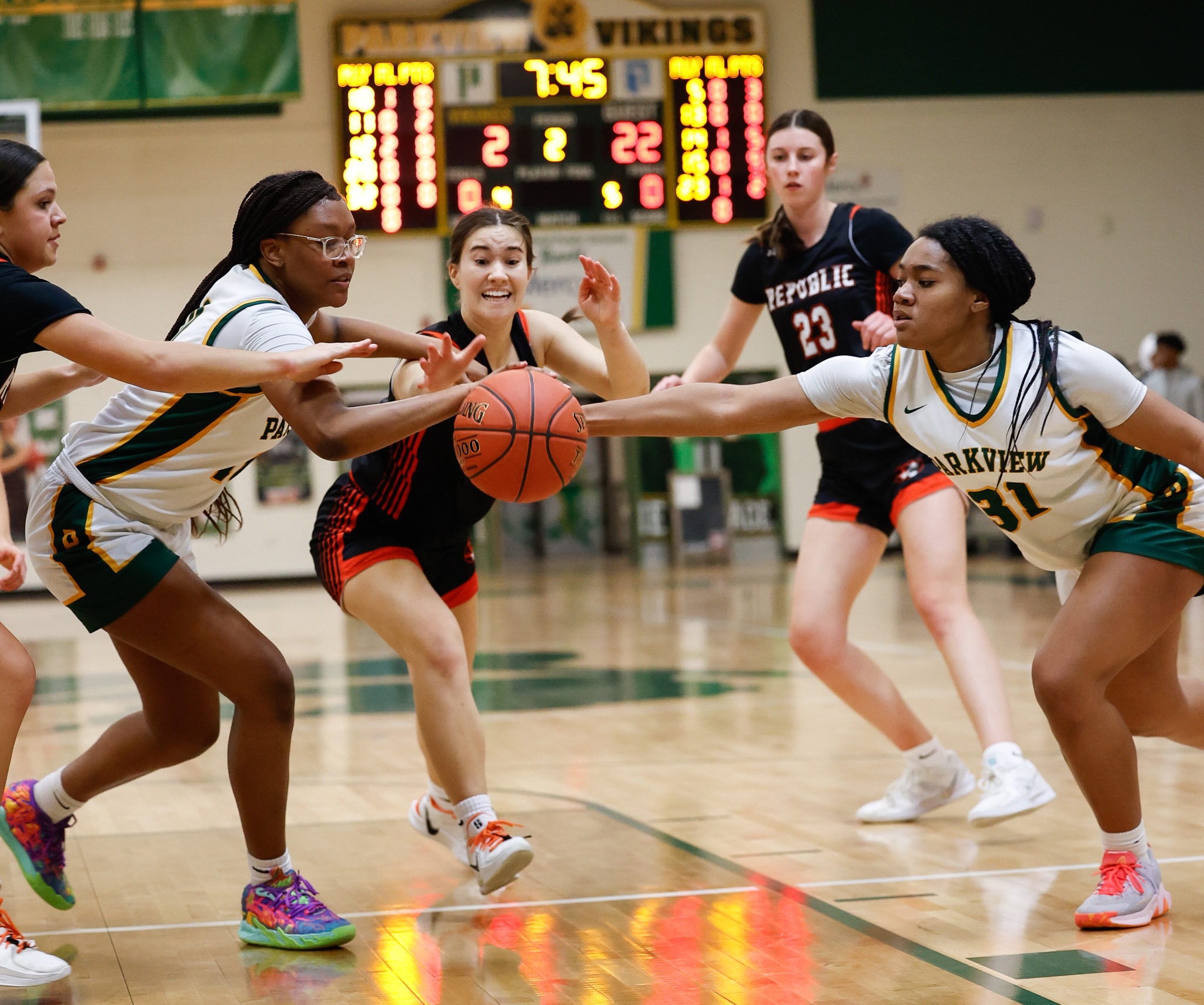 Lady Tigers Claim COC West Title with Win over Parkview