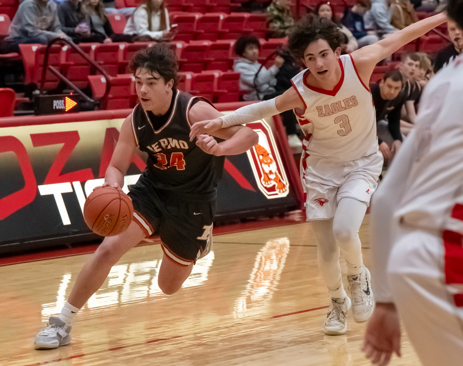 Freshman Boys Take 2nd at Ozark Tourney (Photos)