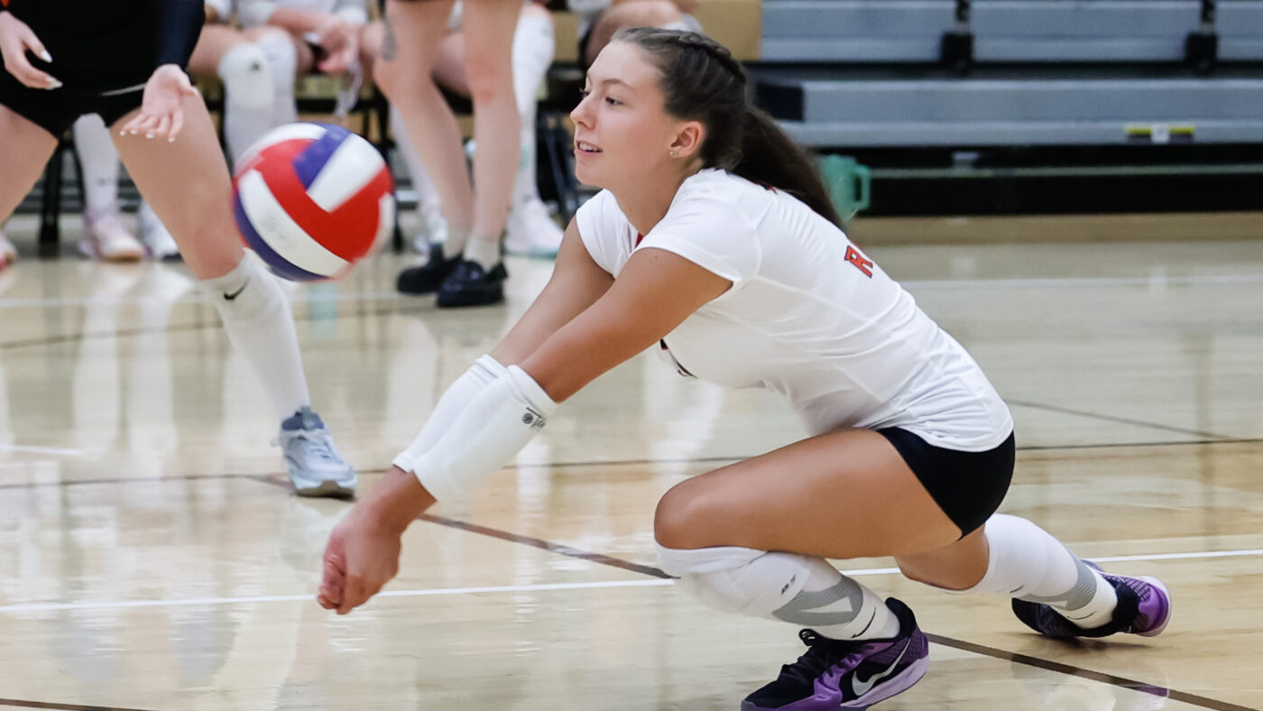 Photos: JV Volleyball vs Kickapoo