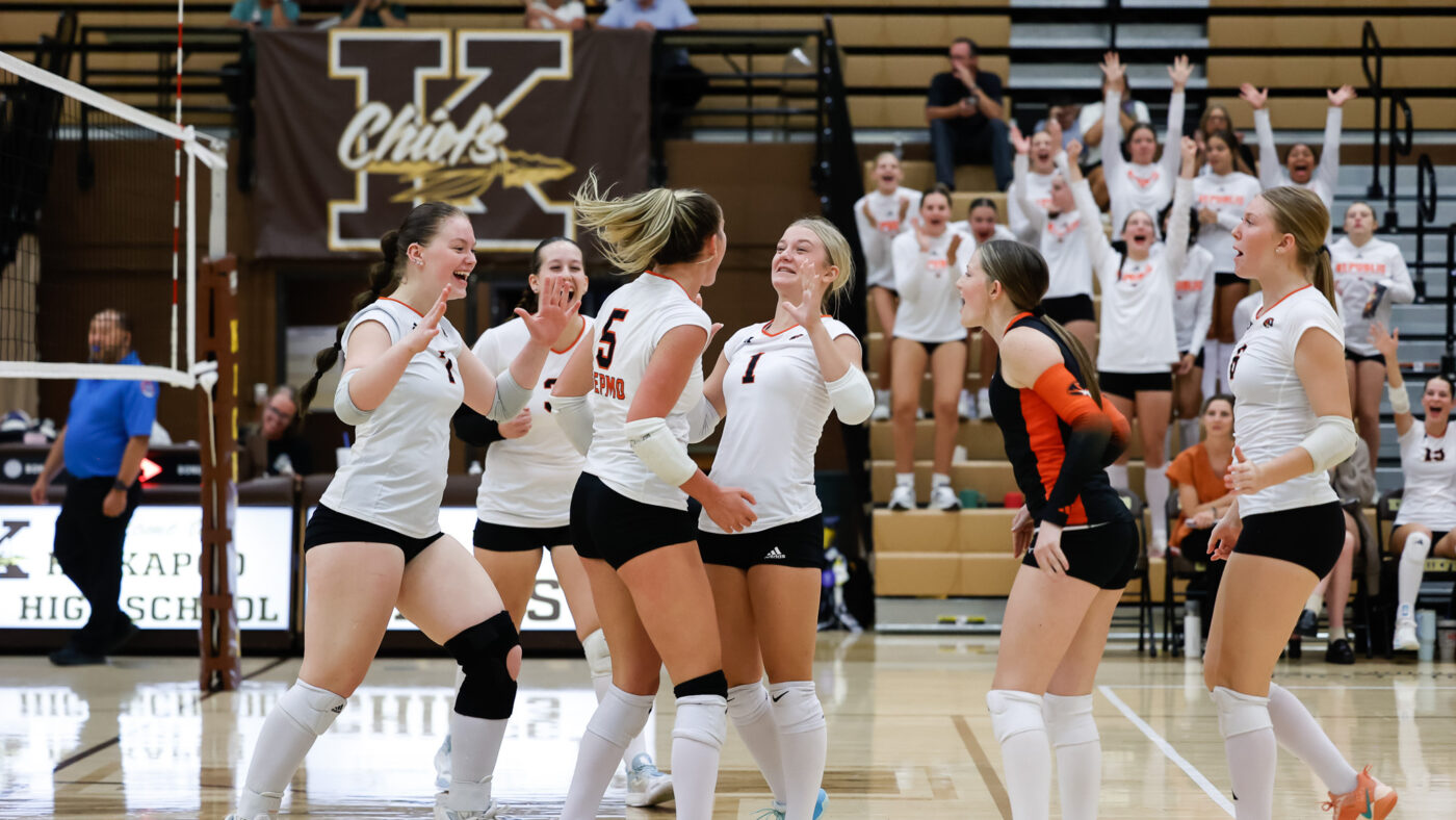 Lady Tigers Win One at Competitive Springfield Invitational