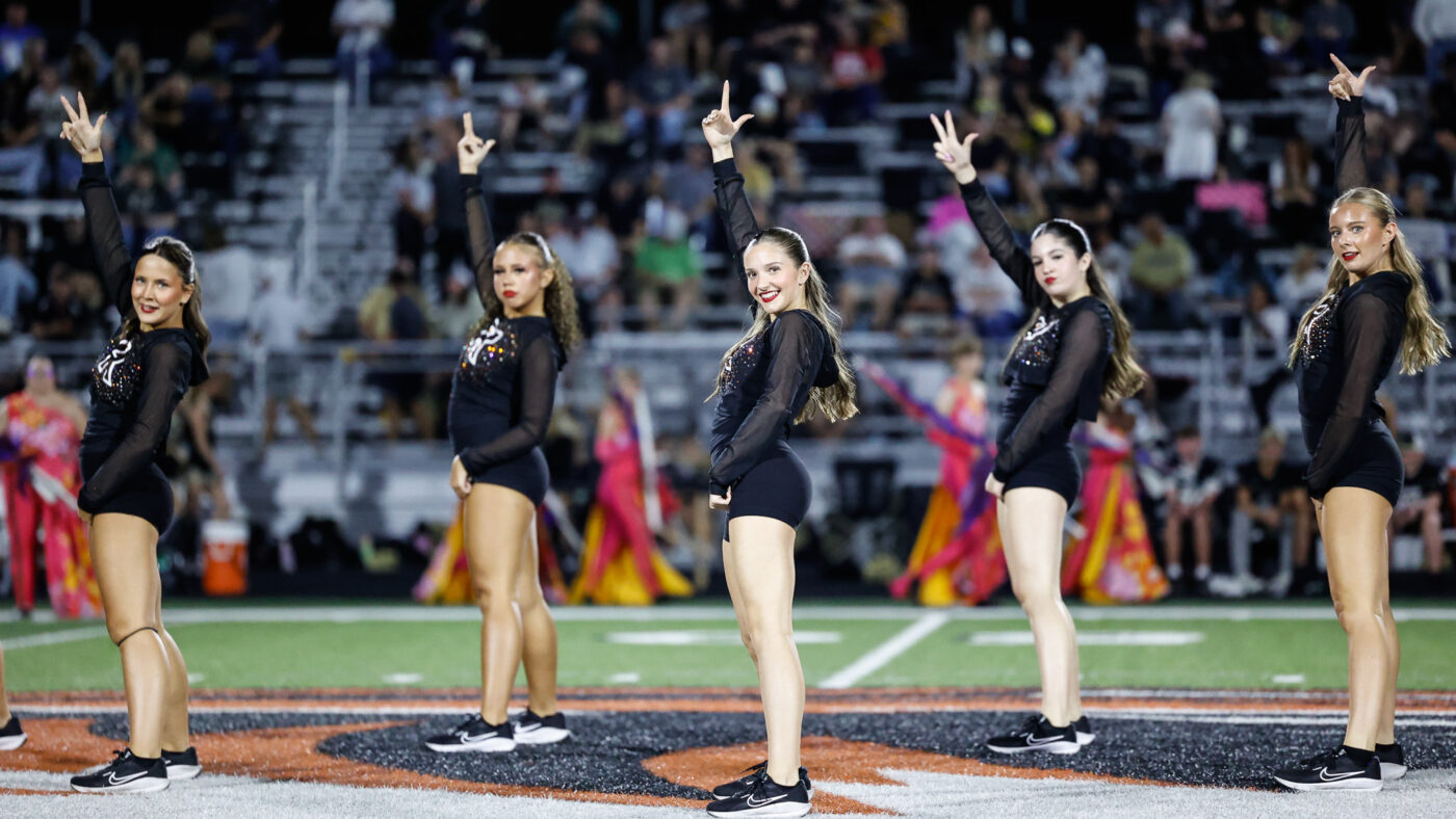 Photos: Football vs Neosho – Halftime
