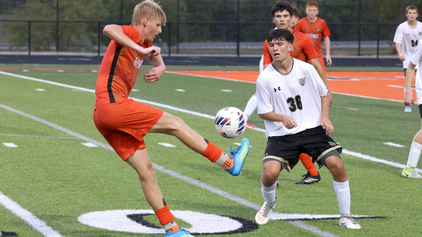 Hart Breaks Through Late to Lift Tigers